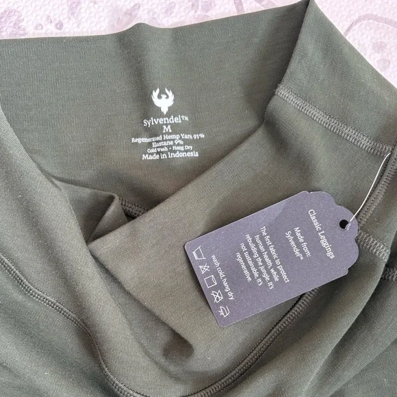 Namarie Classic Leggings / Kombu / Medium / NWT - Picture 3 of 4